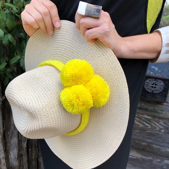 Wayuu Colombian Hat Pom Pom Braided Headband - Picture 6 of 7